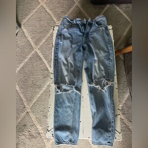 American Eagle mom jean